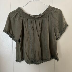Aerie Off Shoulder Boho Crop Top Women’s Medium Green Smocked Peasant Blouse